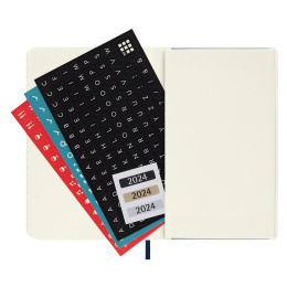 Kalender 18M WeekNote Soft Cover Pocket Mörkblå i gruppen Papper & Block / Kalendrar och almanackor / 18-månaderskalendrar hos Pen Store (129877)